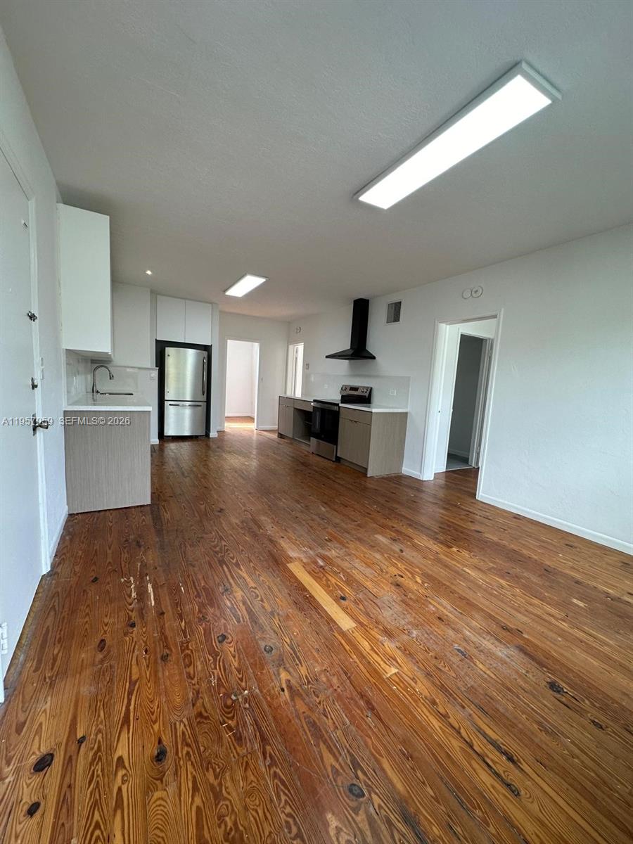 1289 Marseille Dr # 50