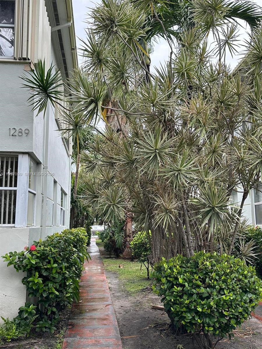 1289 Marseille Dr # 50