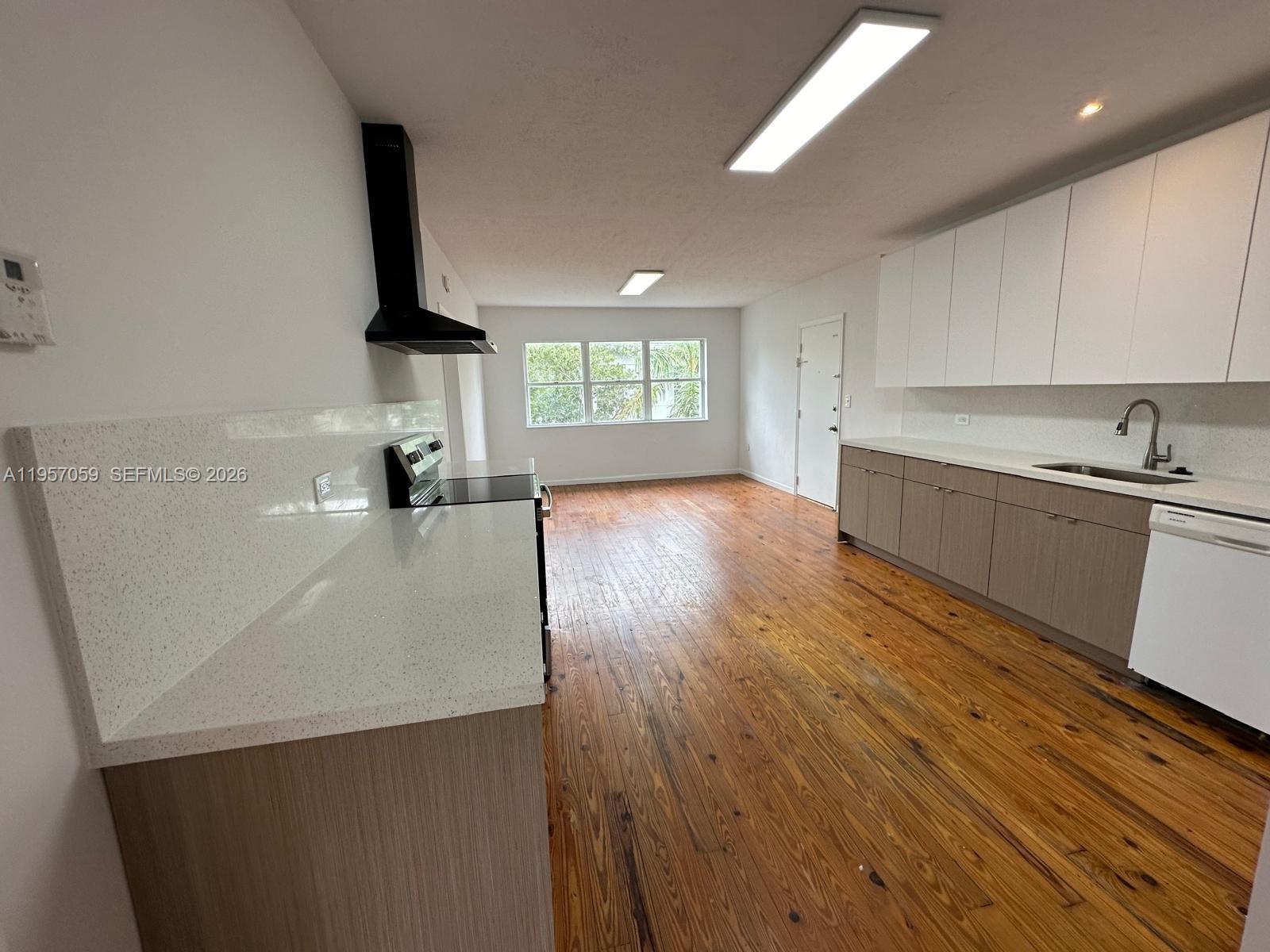 1289 Marseille Dr # 50