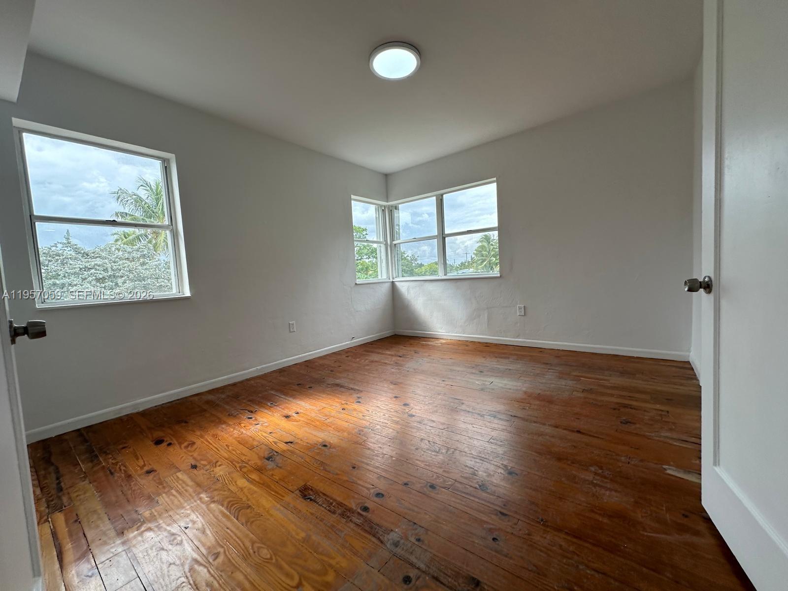 1289 Marseille Dr # 50