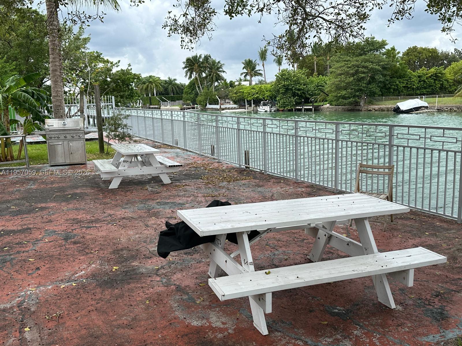 1289 Marseille Dr # 50