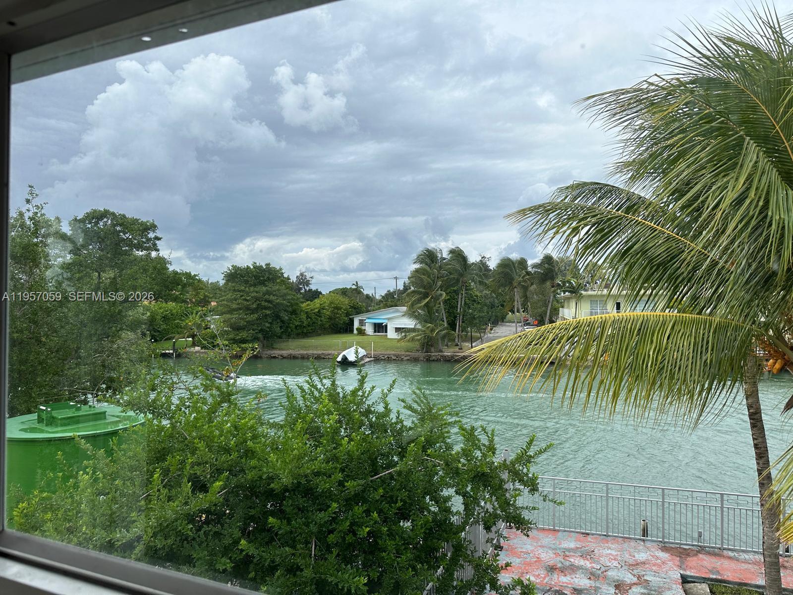 1289 Marseille Dr # 50