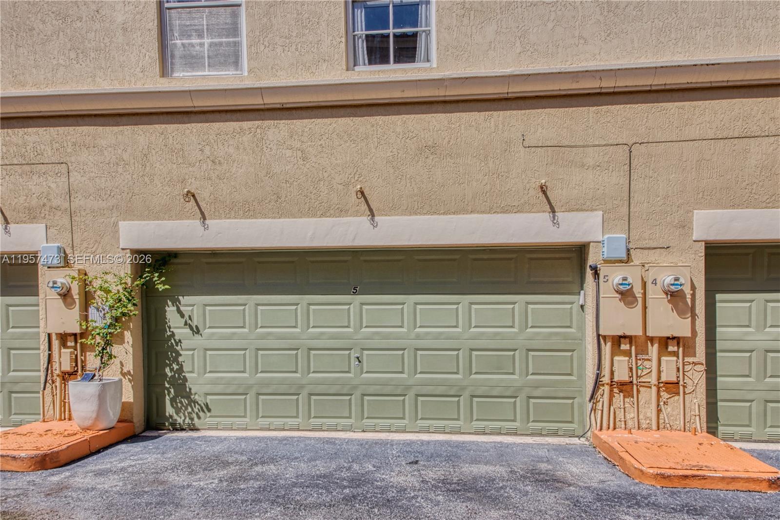 2067 S Ocean Dr Unit: TH5