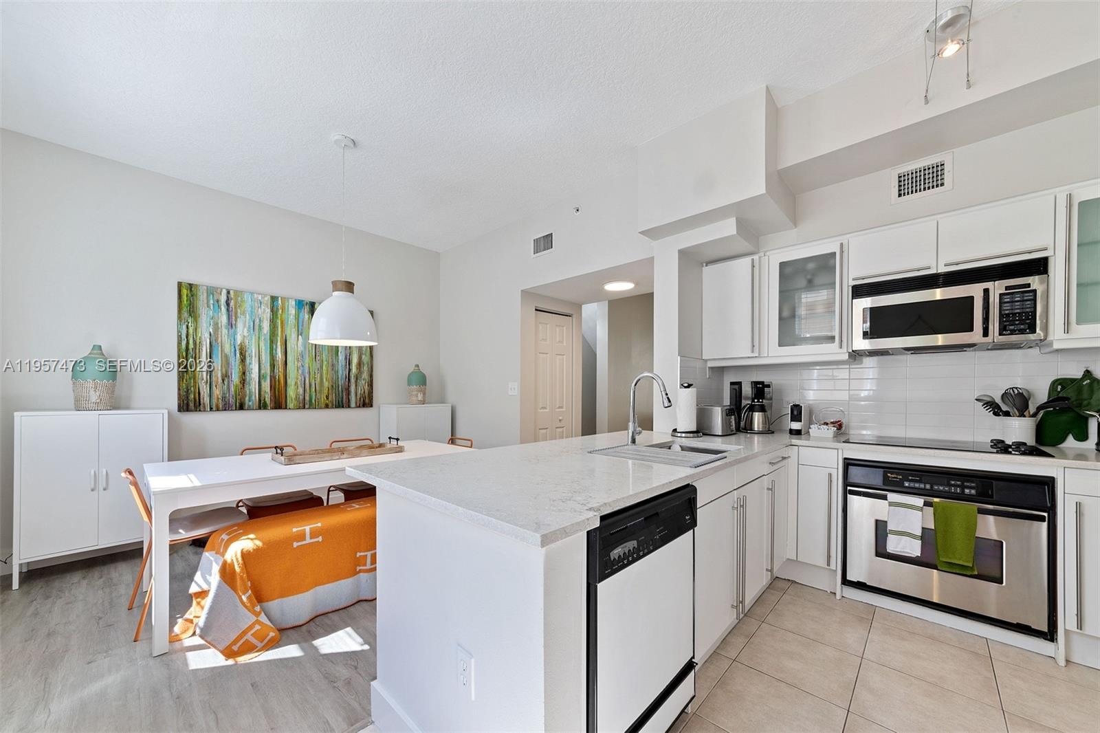 2067 S Ocean Dr Unit: TH5