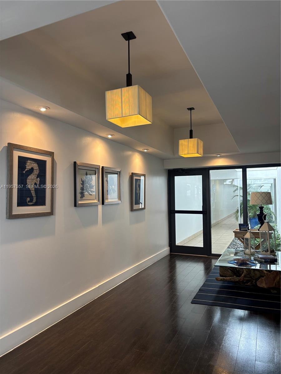 5845 Collins Ave # 106