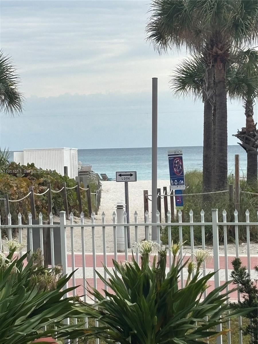 5845 Collins Ave # 106