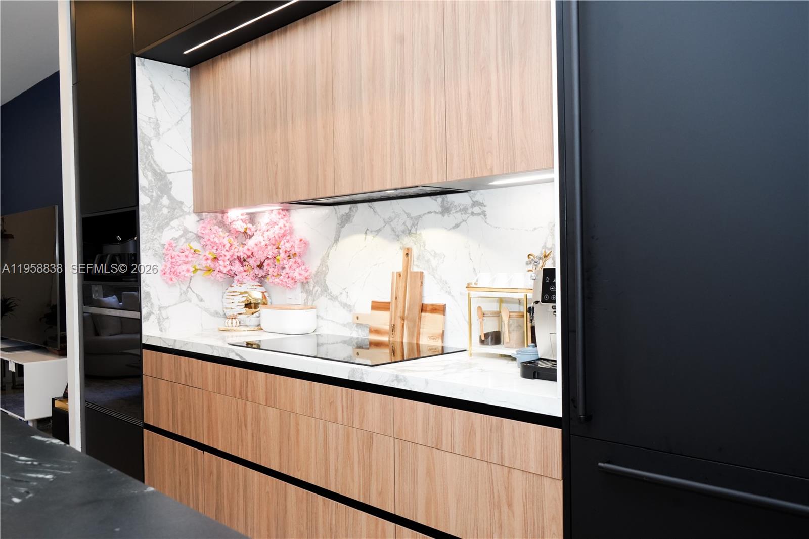 2836 W Trade Ave # 2836