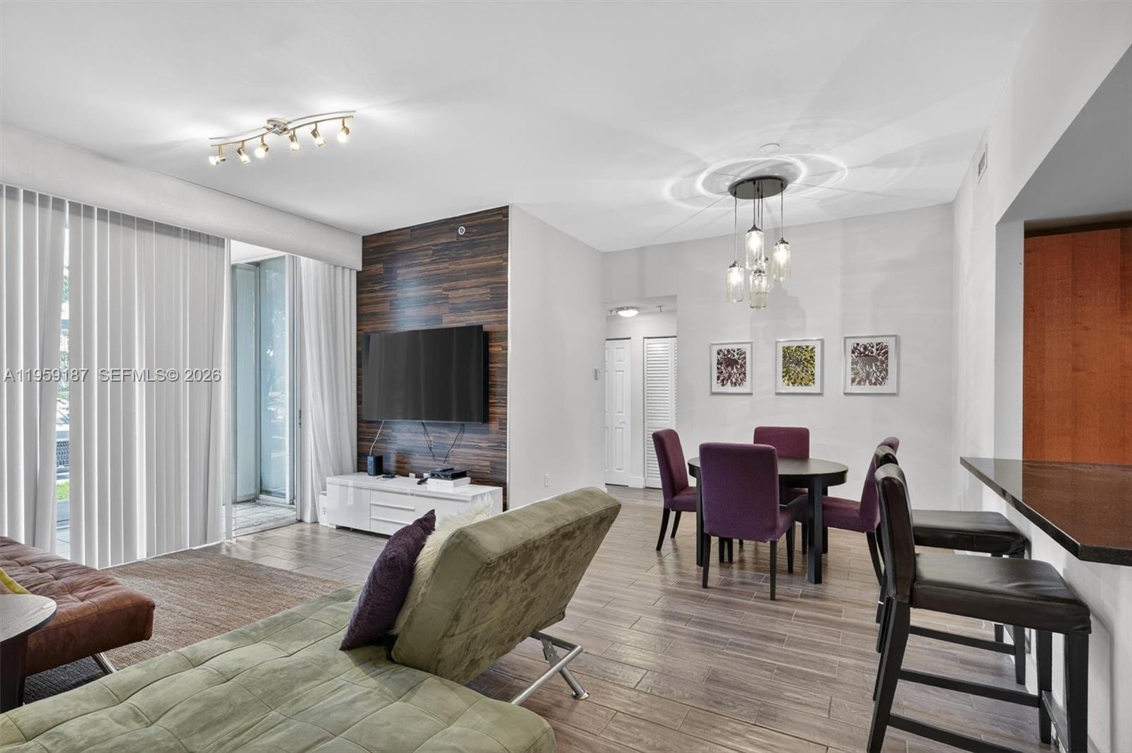 9725 NW 52nd St # 103