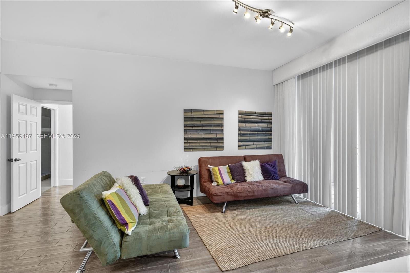 9725 NW 52nd St # 103