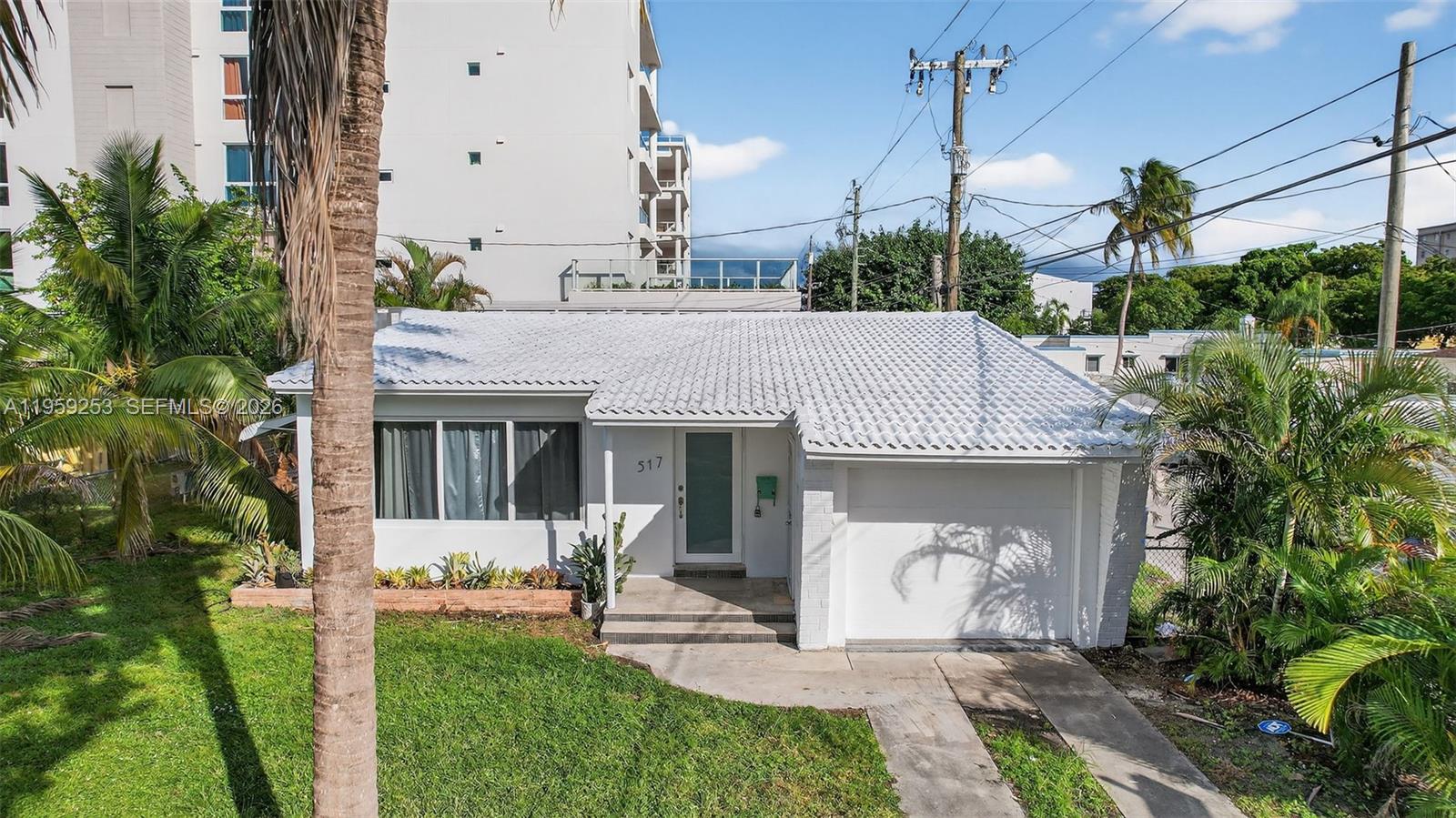 517 S 19th Ave # 517