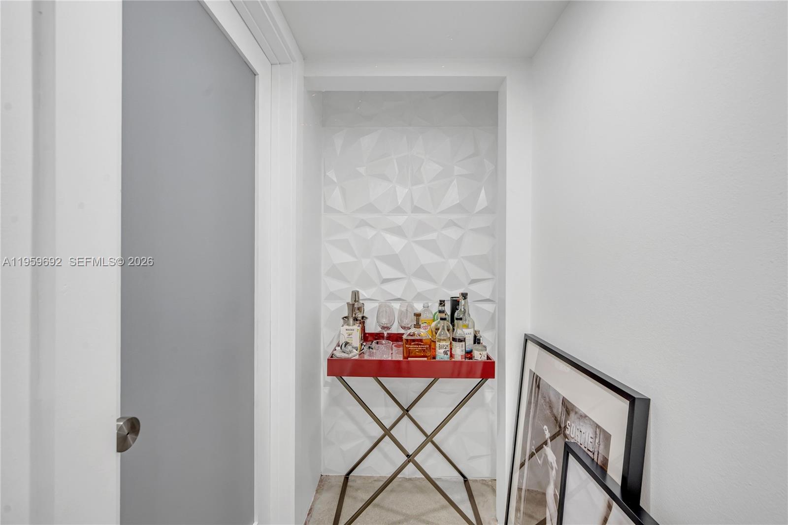 540 Brickell Key Dr # 409