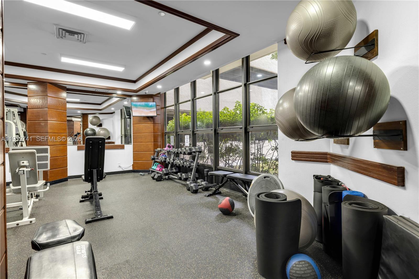 18181 NE 31st Ct # 2505