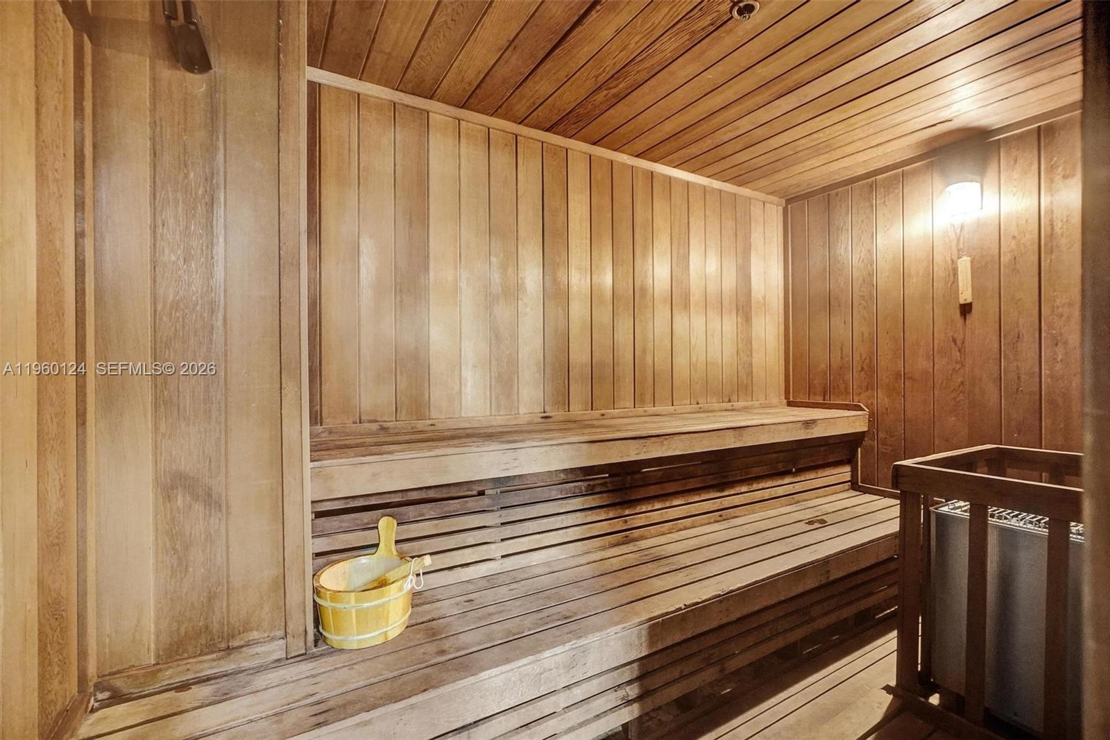 3500 Mystic Pointe Dr # 3206