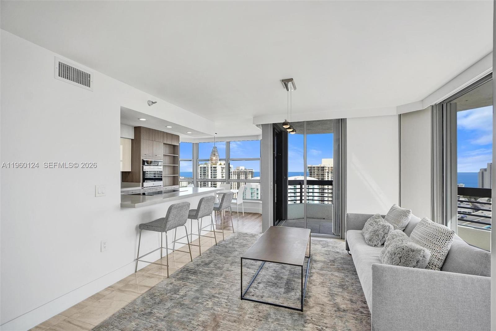 3500 Mystic Pointe Dr # 3206