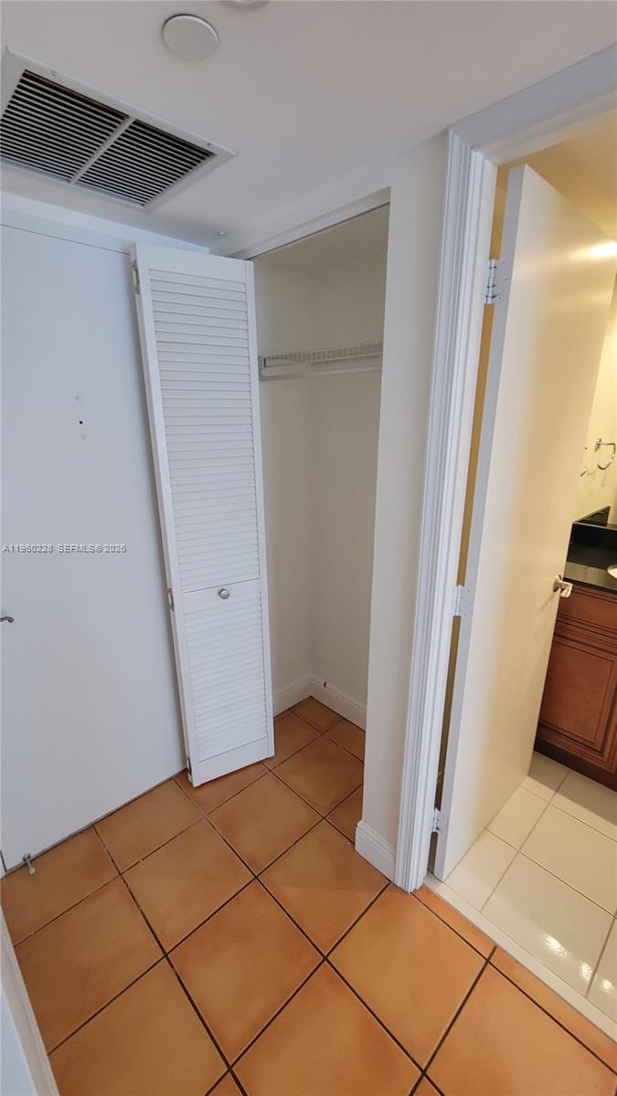 1901 Brickell Ave # B805