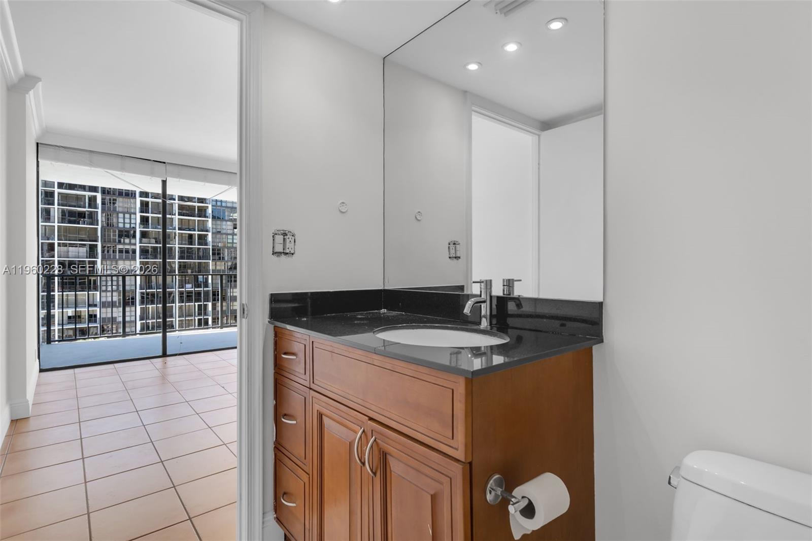 1901 Brickell Ave # B805