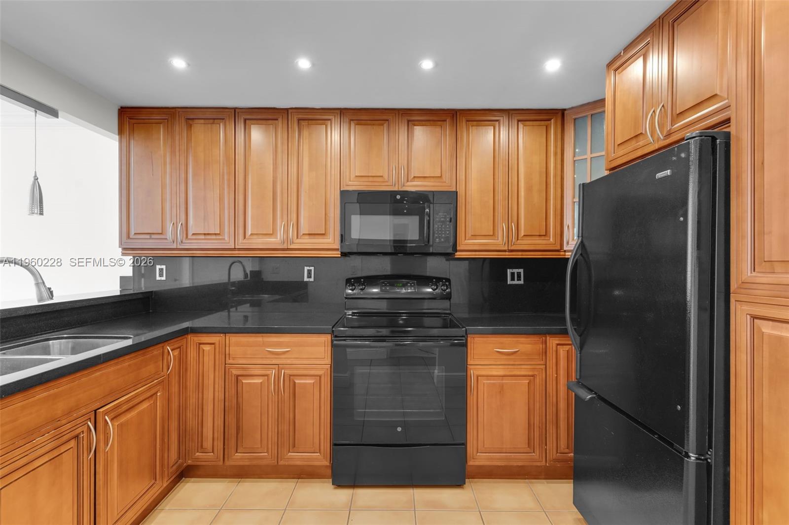 1901 Brickell Ave # B805