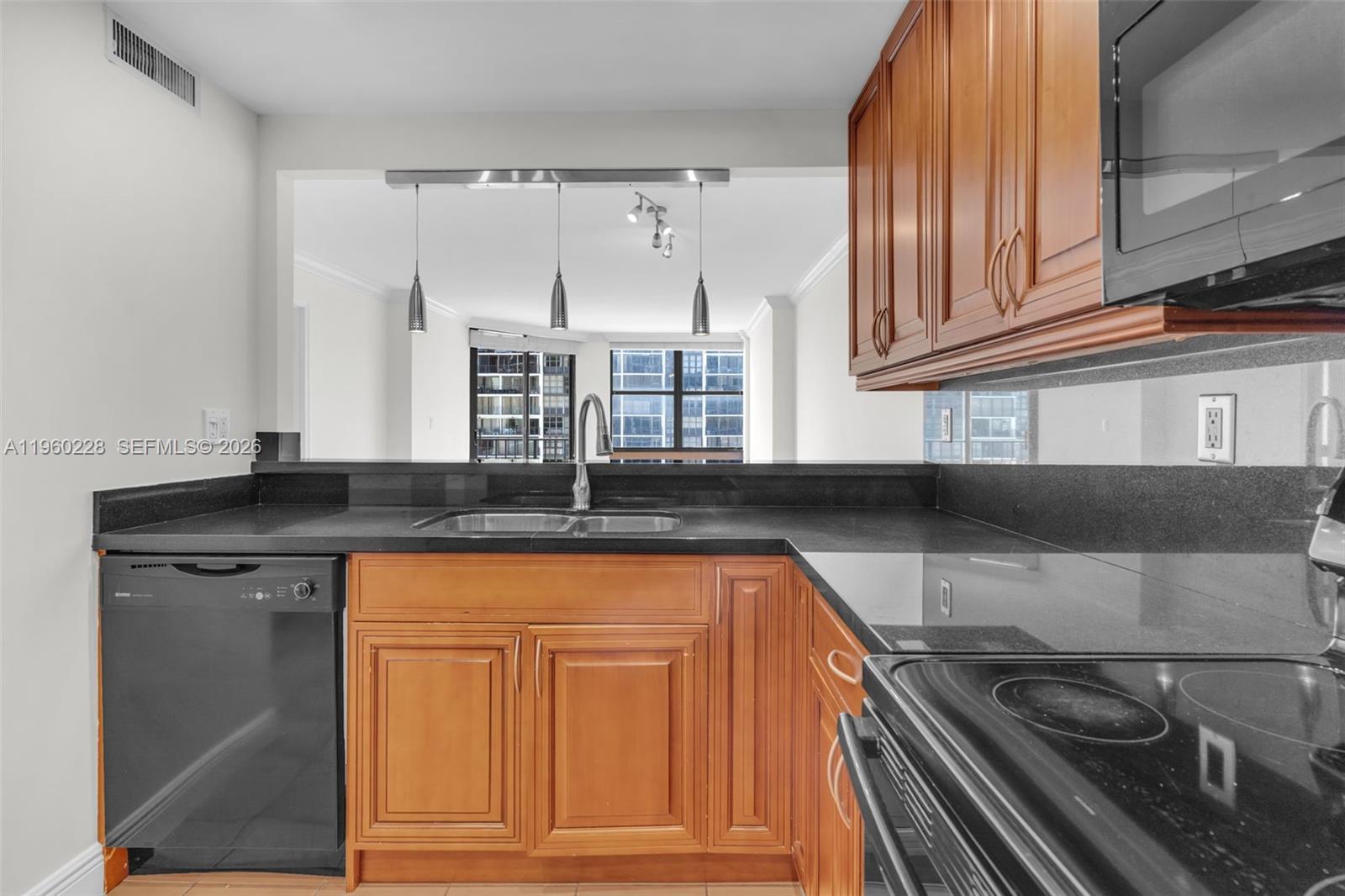 1901 Brickell Ave # B805