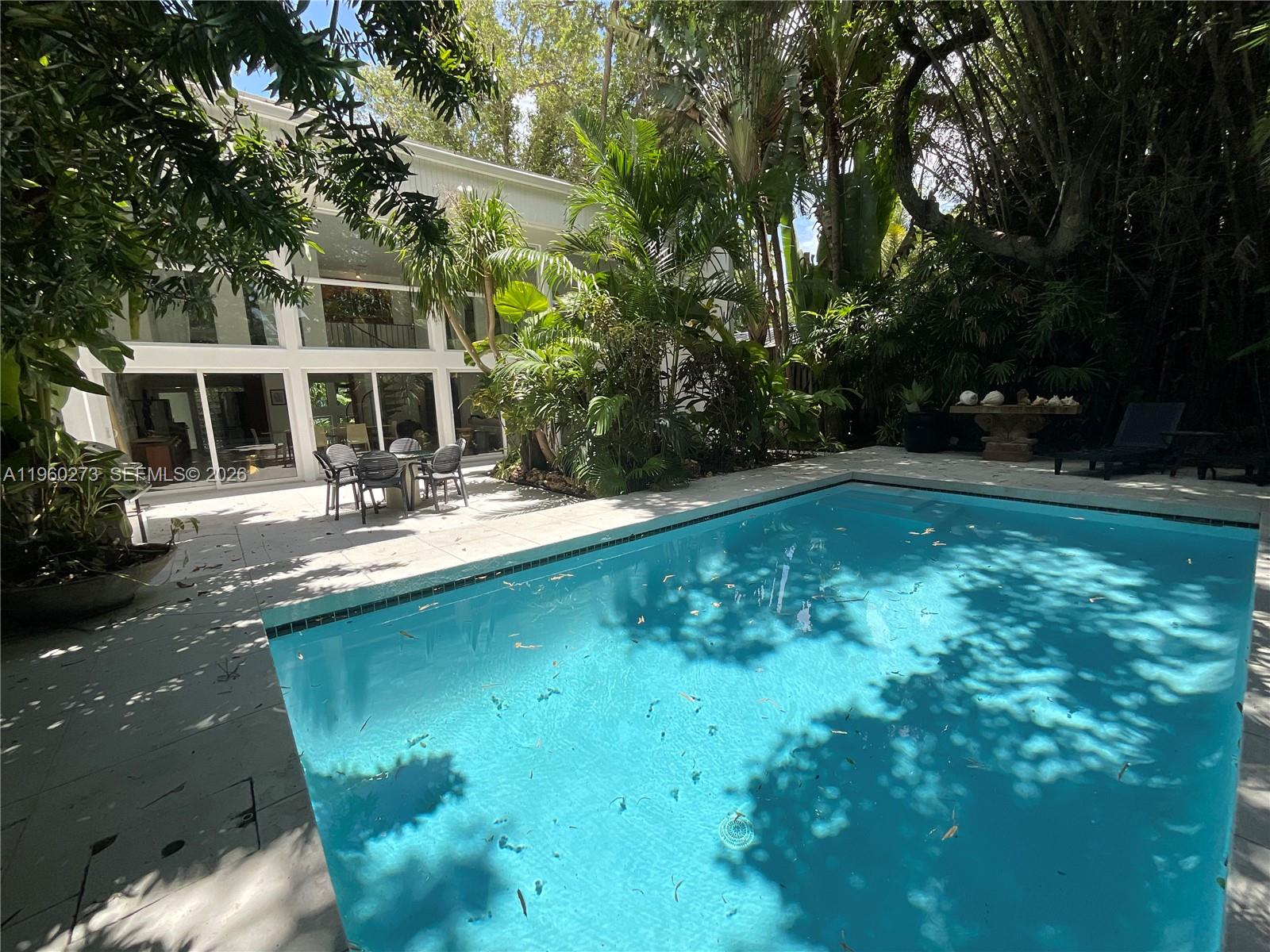 2485 Inagua Ave