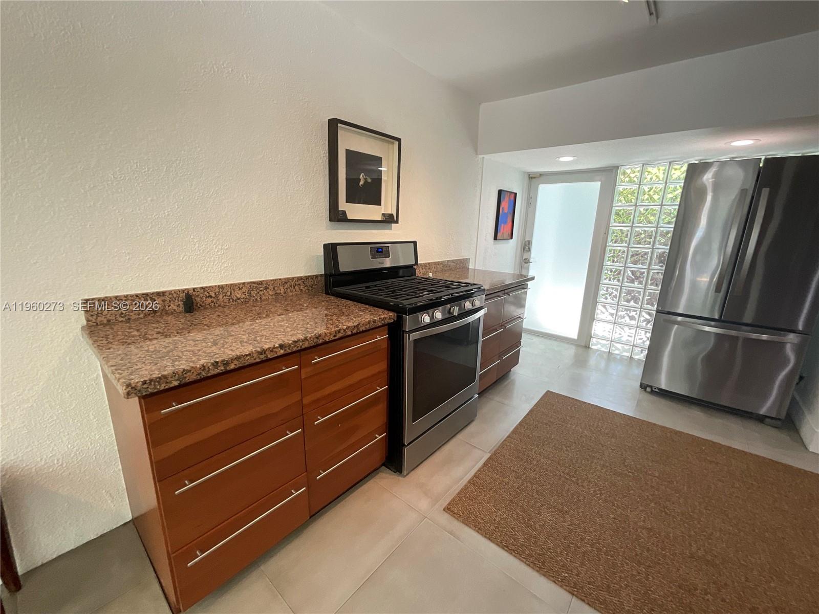 2485 Inagua Ave