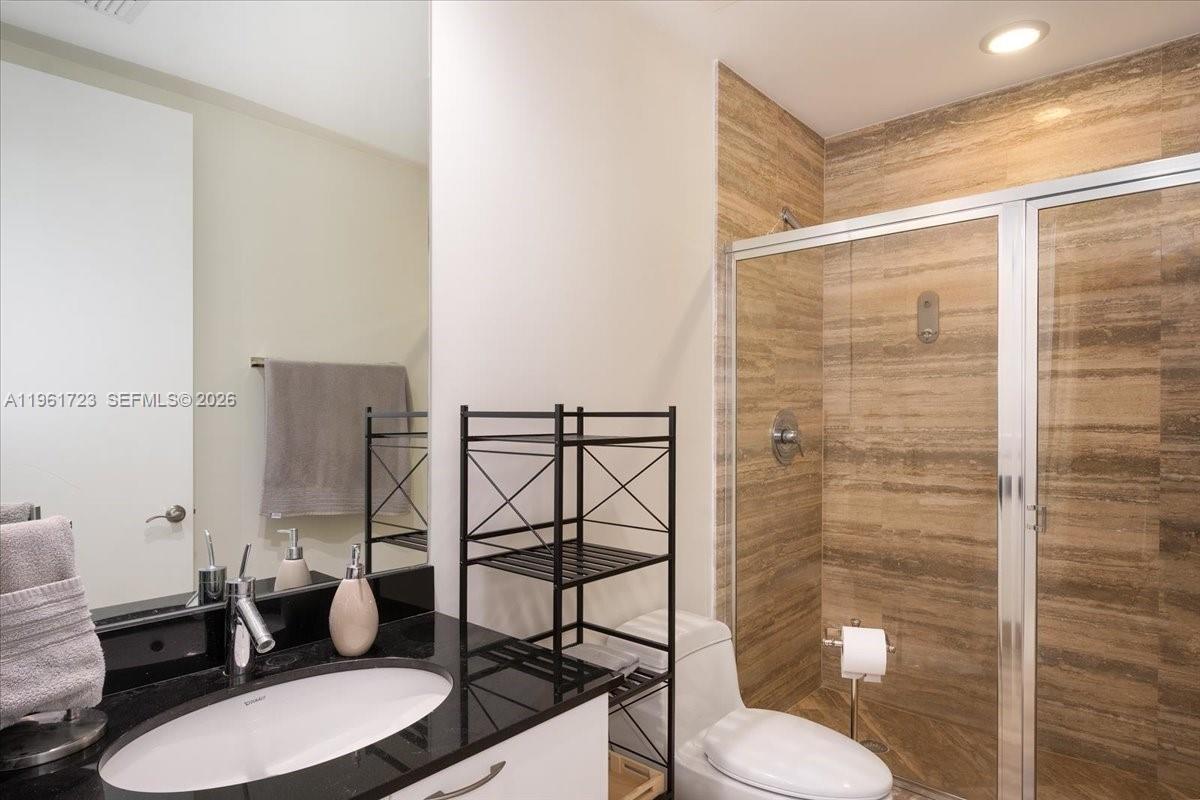 15811 Collins Ave # 1502