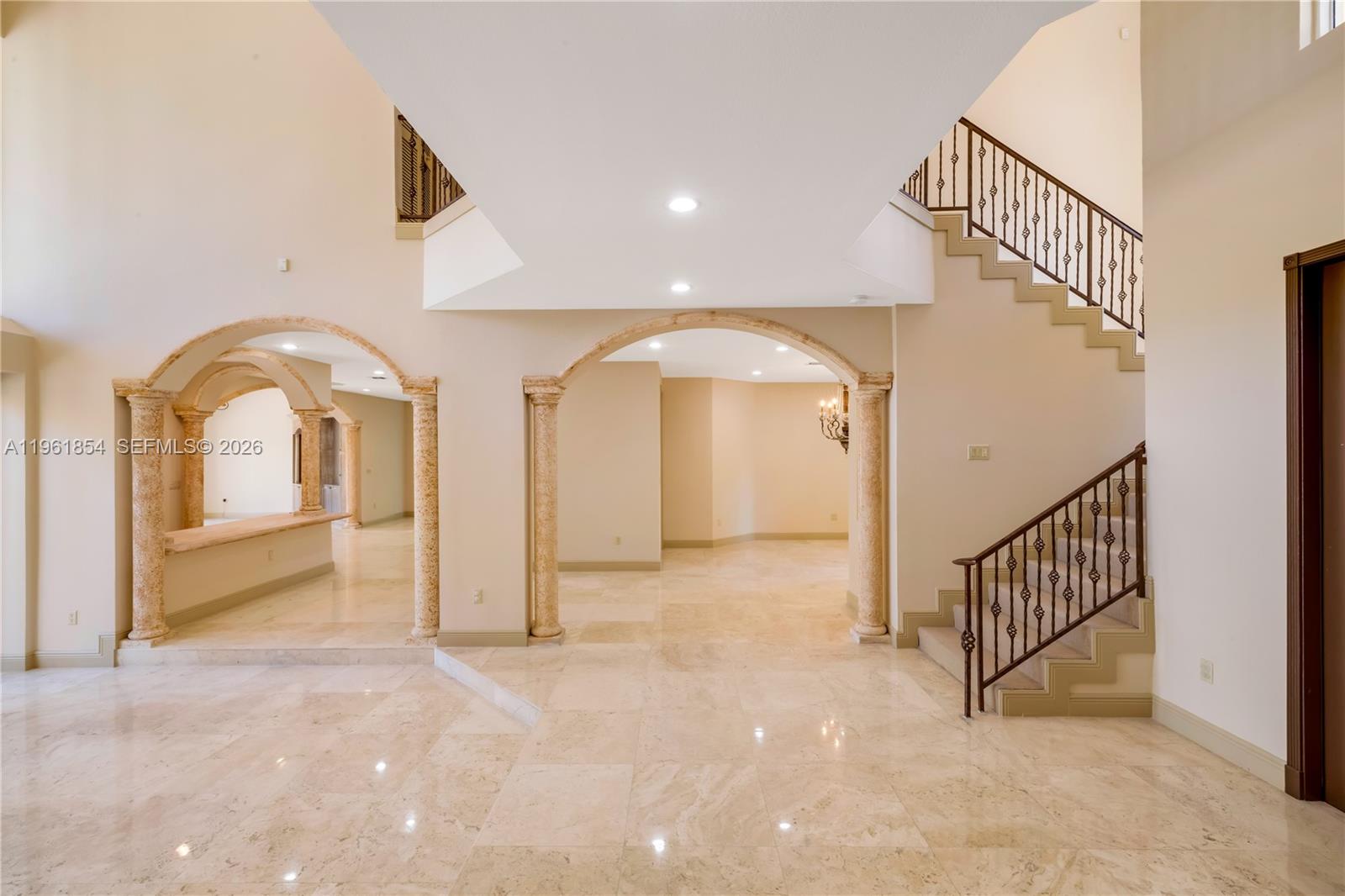 129 Gavilan Ave