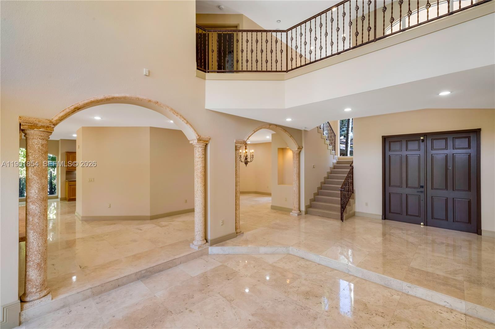 129 Gavilan Ave