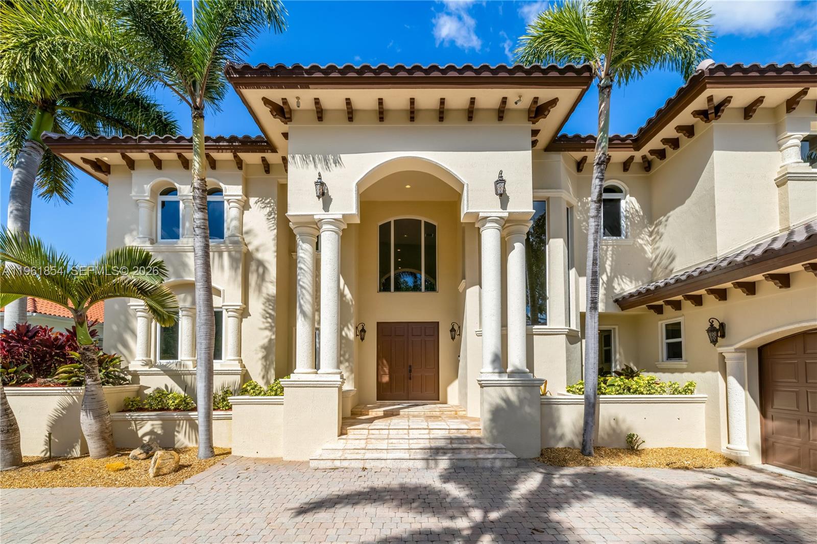 129 Gavilan Ave