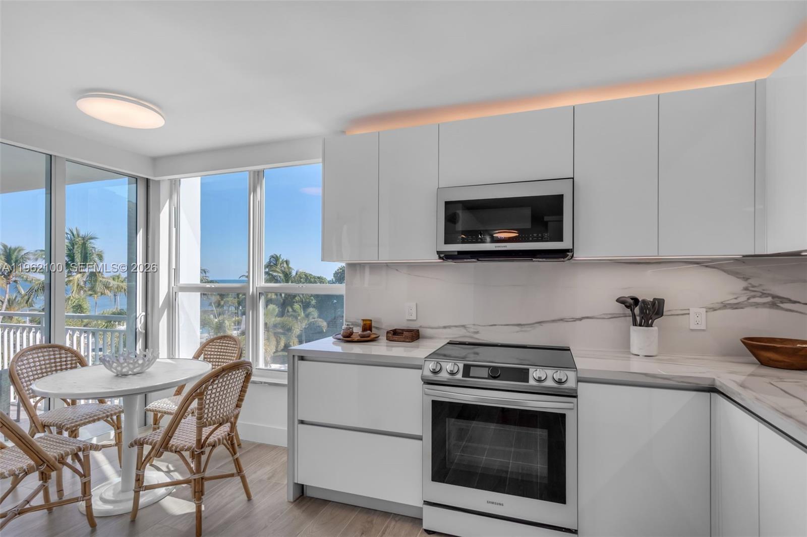 609 Ocean Dr # 4G
