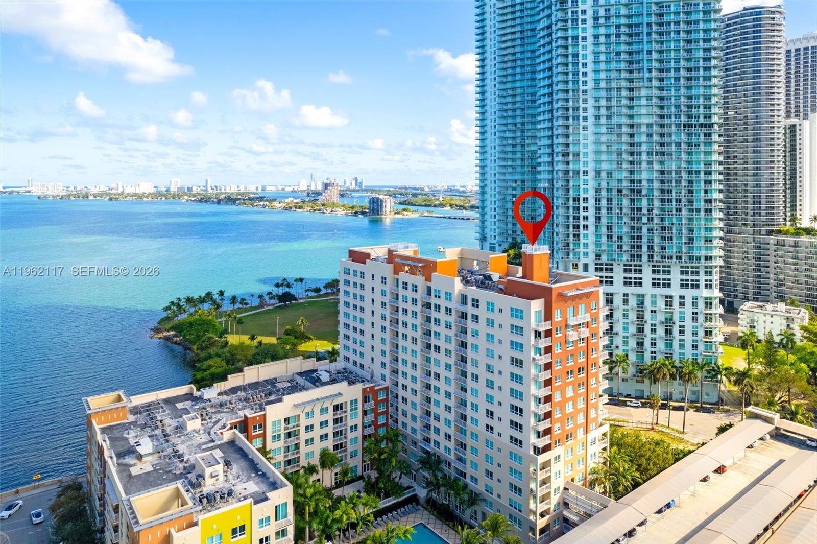 2000 N Bayshore Dr # 909