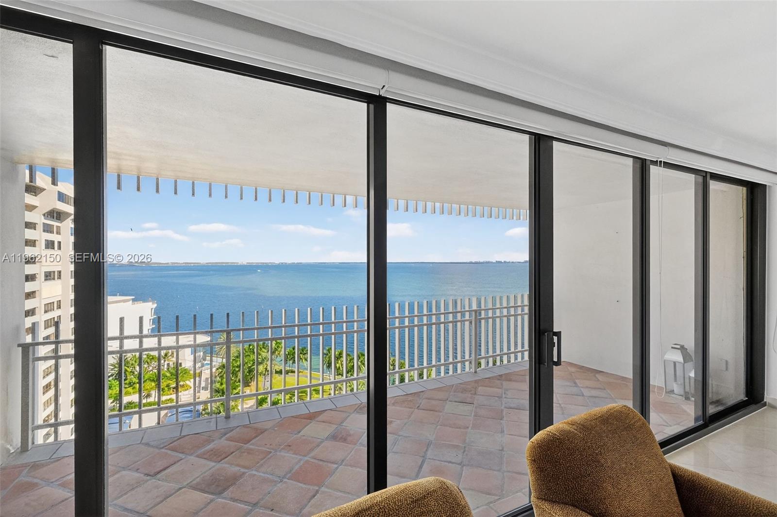 2 Grove Isle Dr # B1505