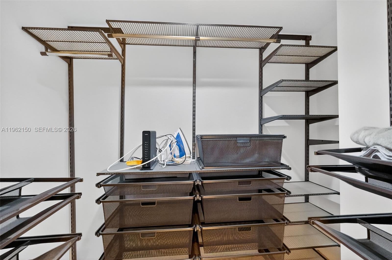 2 Grove Isle Dr # B1505