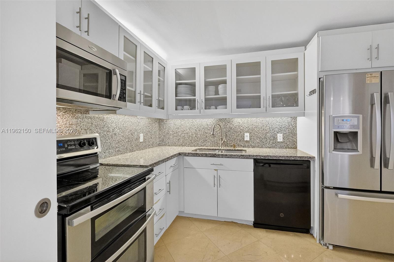 2 Grove Isle Dr # B1505