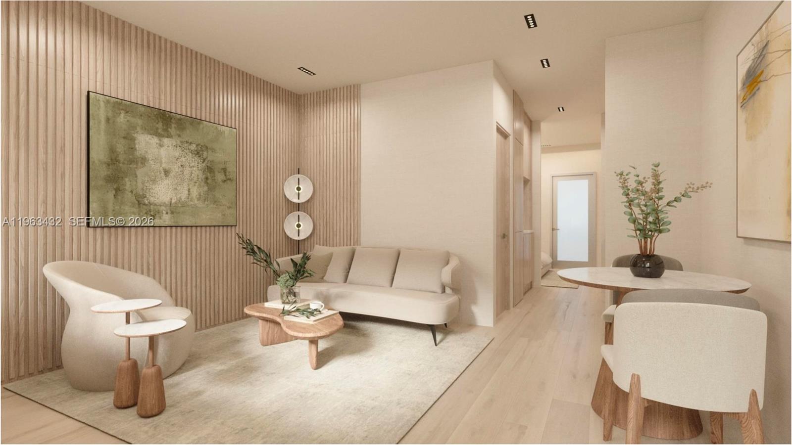 260 Collins Ave # 204