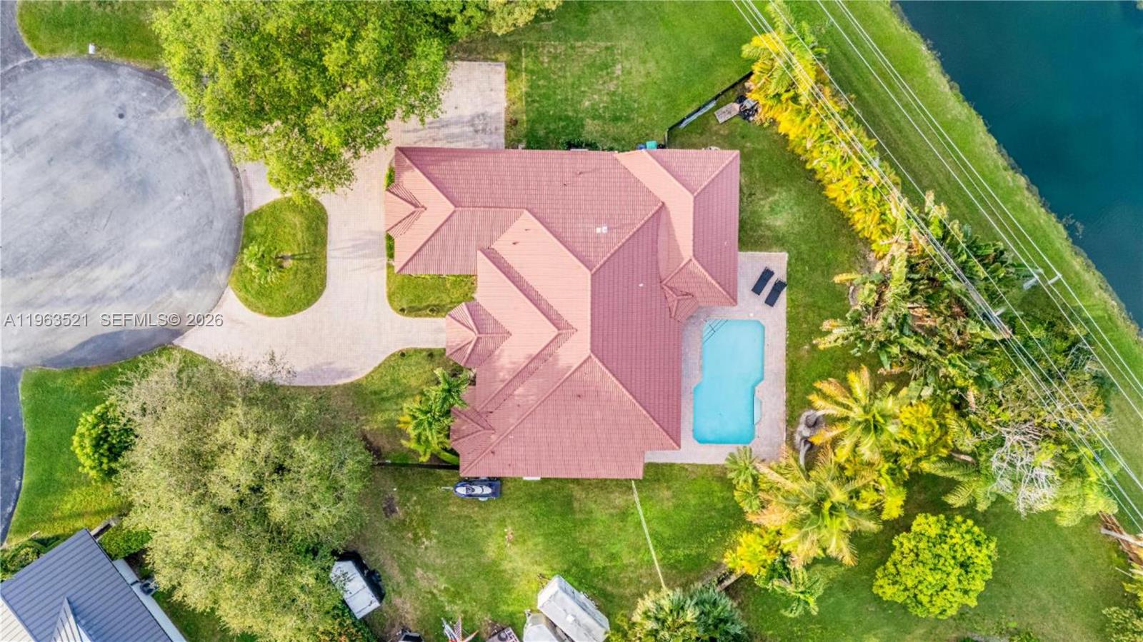 16315 SW 88th Ct