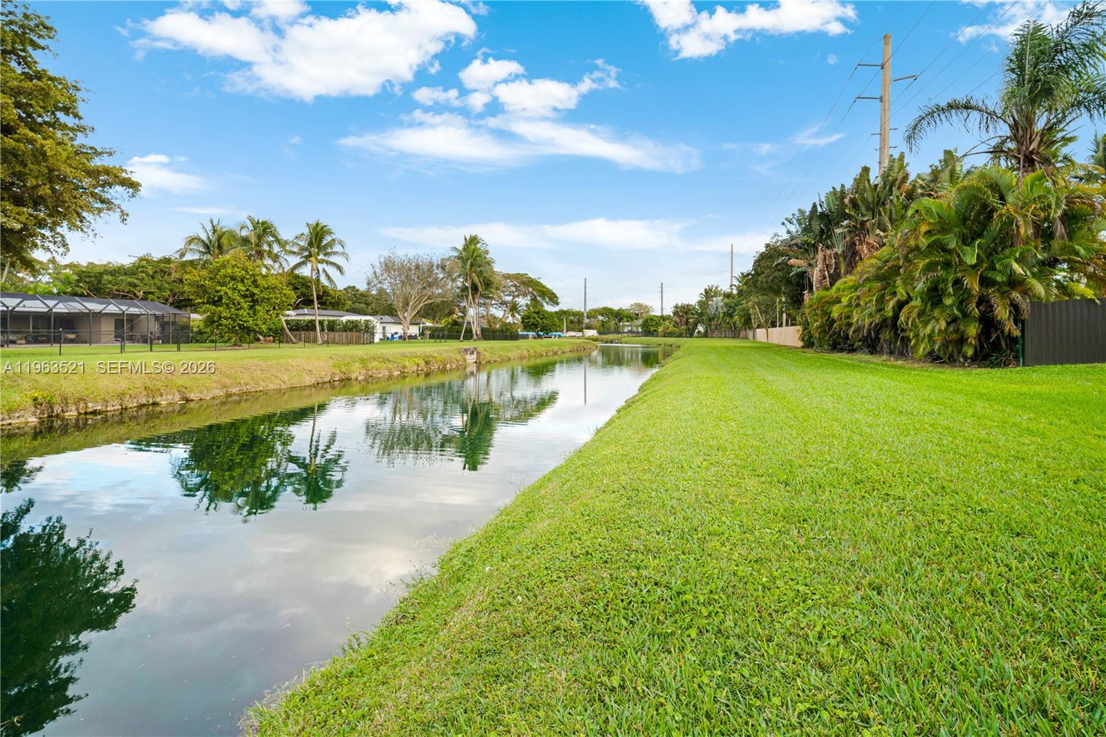 16315 SW 88th Ct