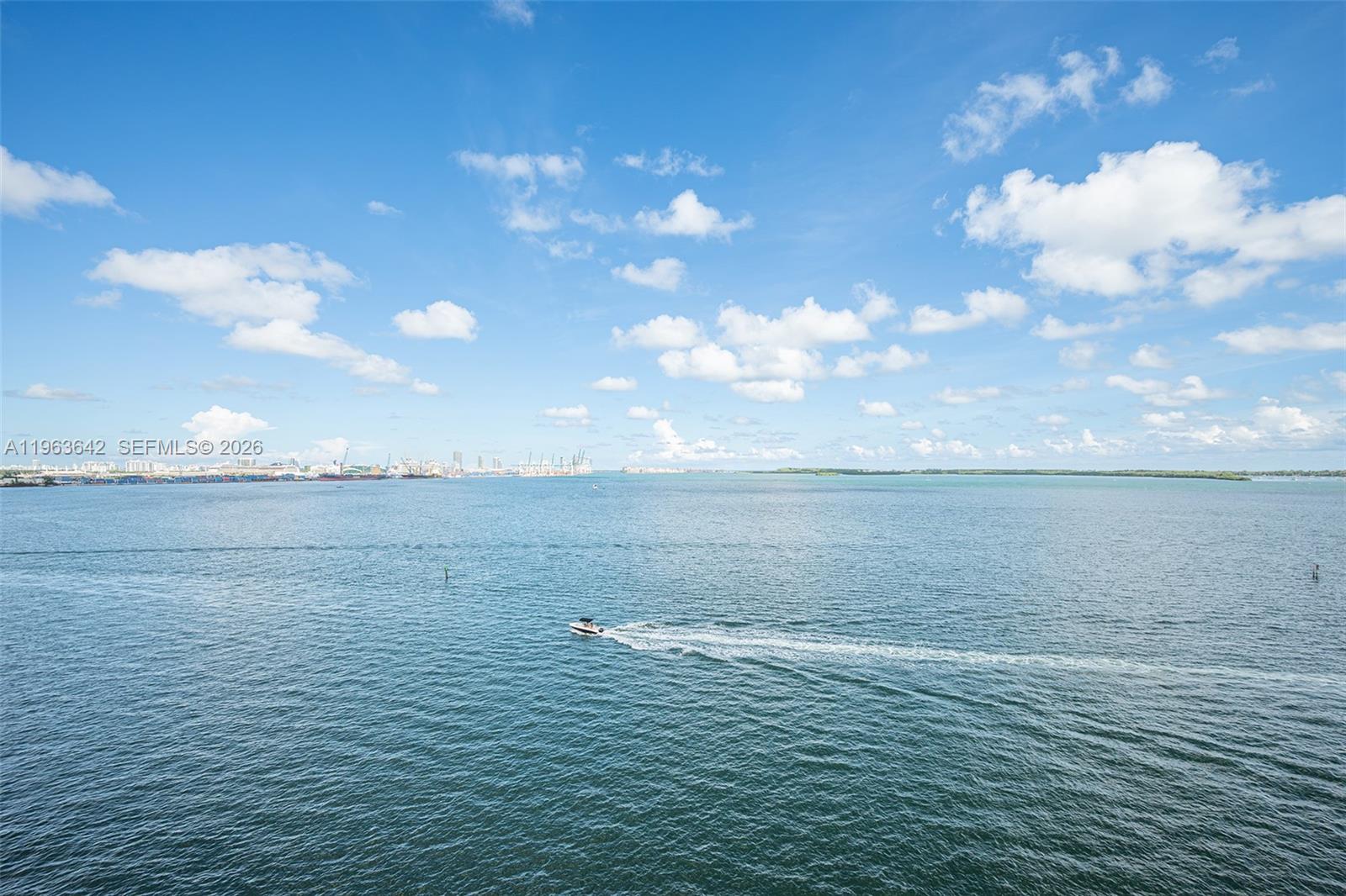 800 CLAUGHTON ISLAND DR # 905