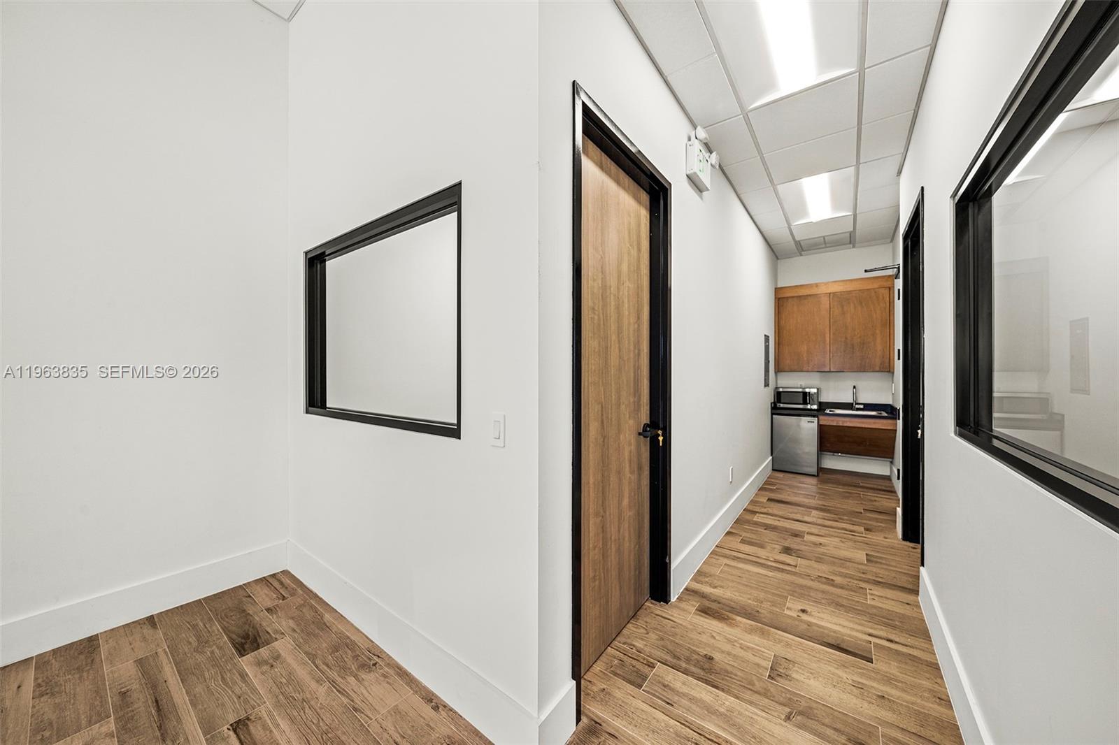 1930 N 30th Road Suite 8