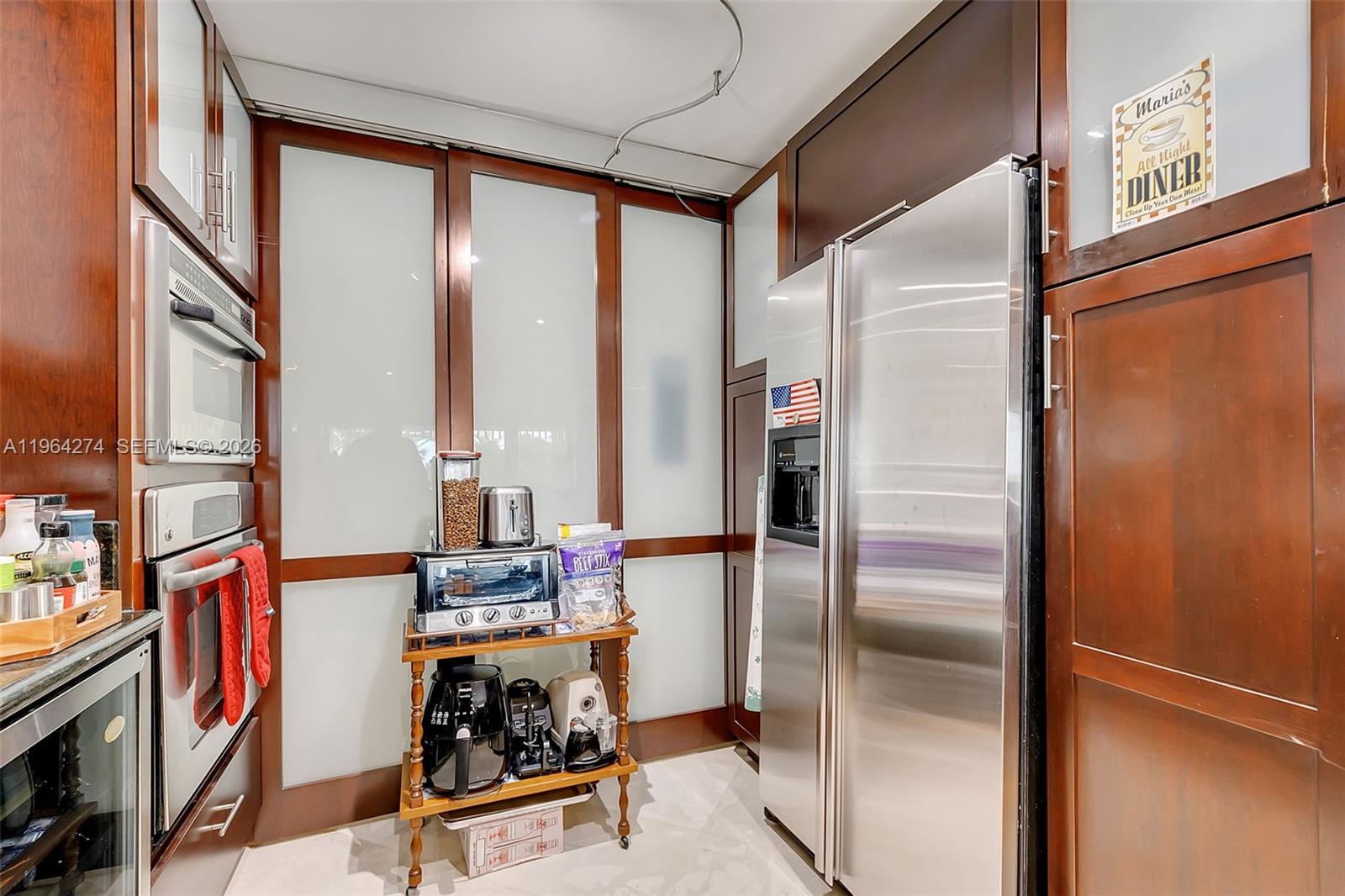 3 Grove Isle Dr # C208