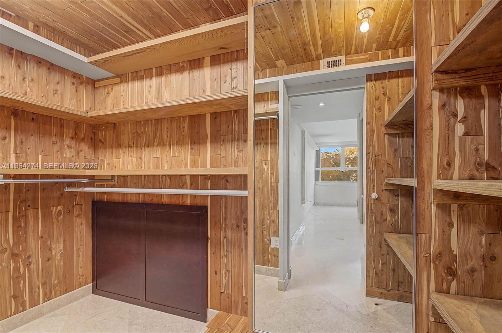 3 Grove Isle Dr # C208