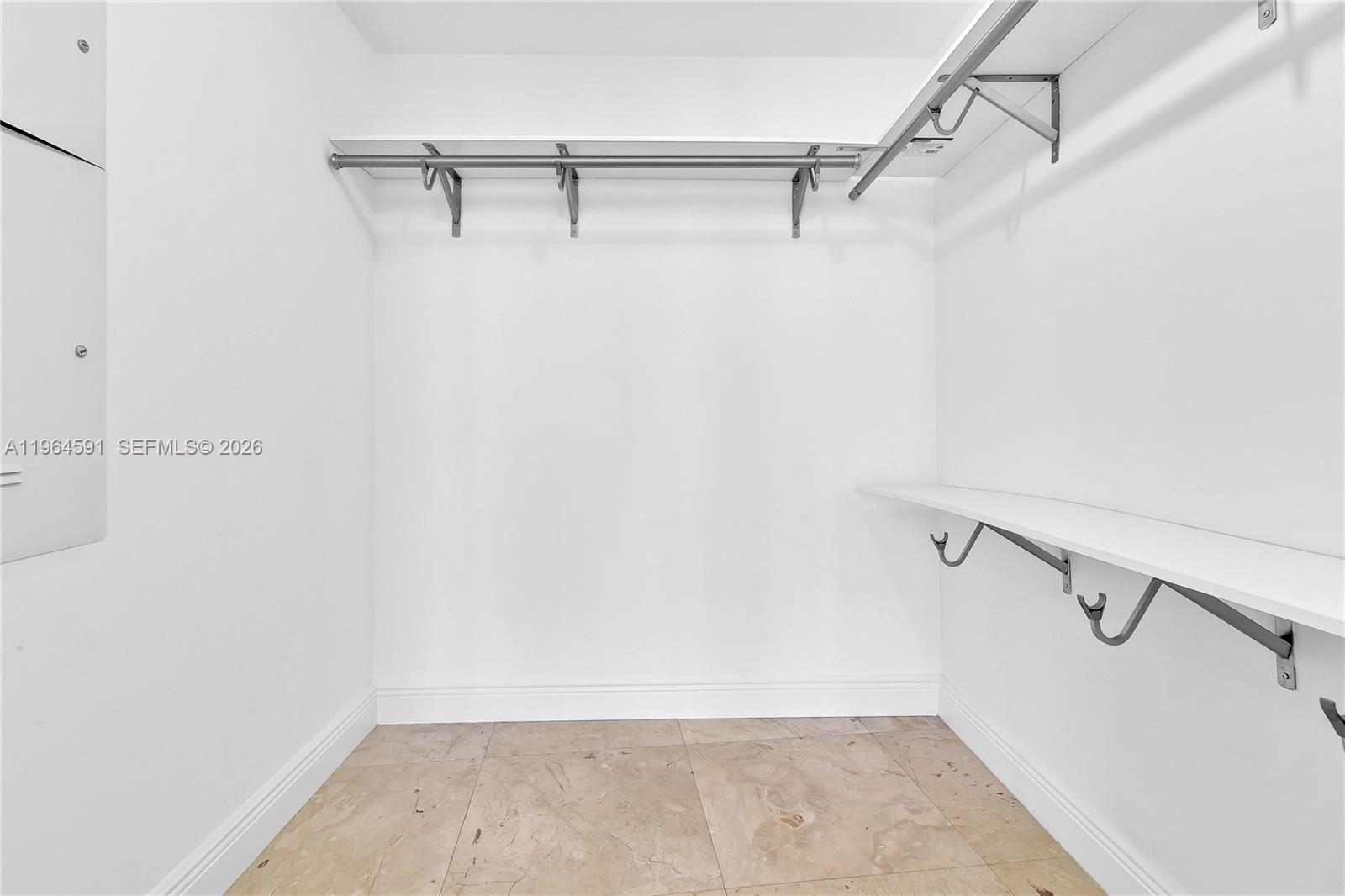 465 Brickell Ave # 917