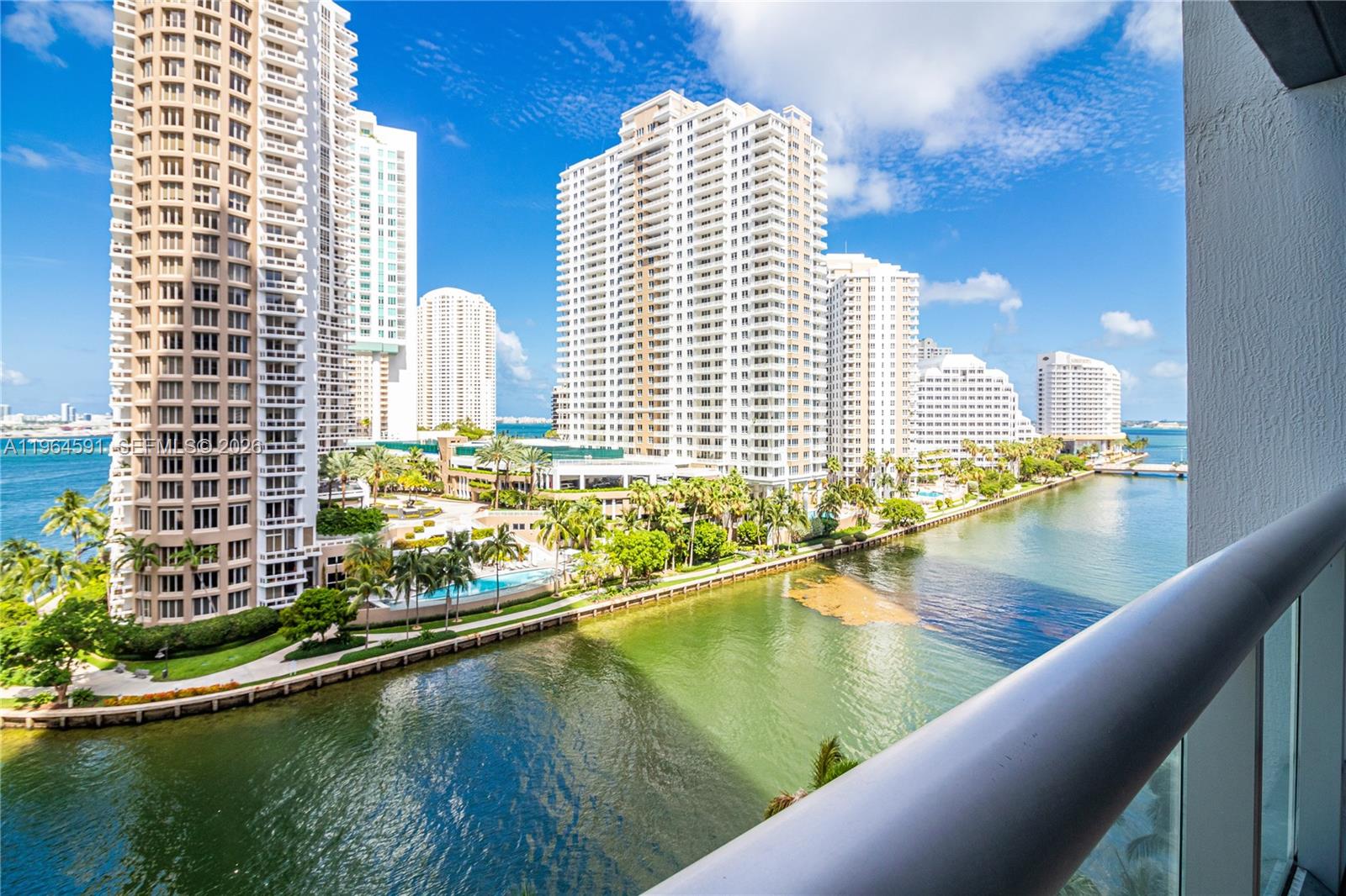 465 Brickell Ave # 917