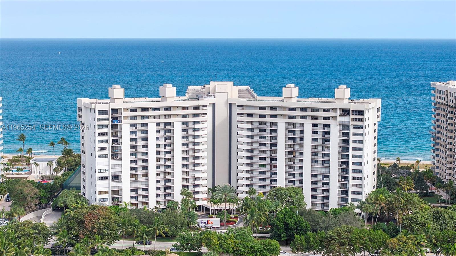 5100 N Ocean Blvd # 916