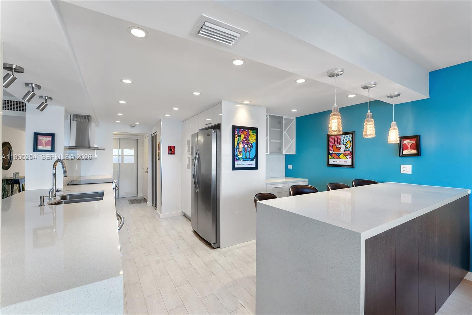 5100 N Ocean Blvd # 916