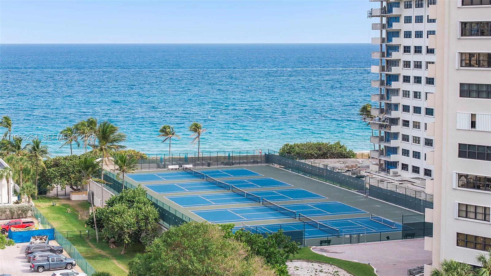 5100 N Ocean Blvd # 916