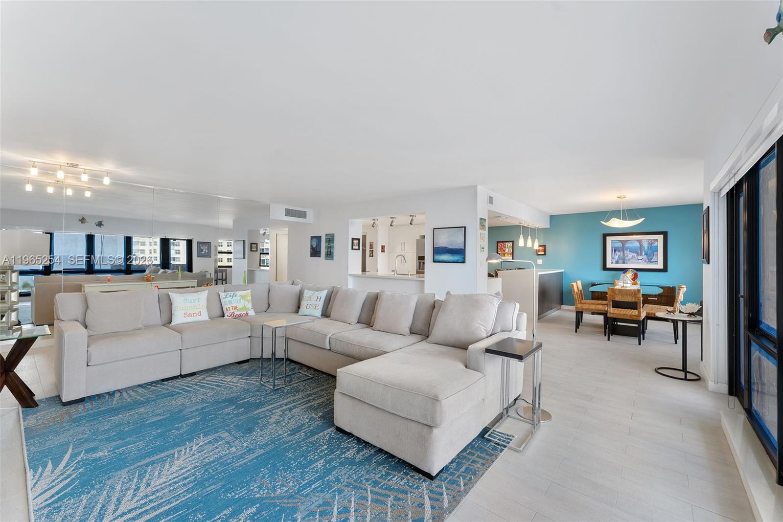 5100 N Ocean Blvd # 916