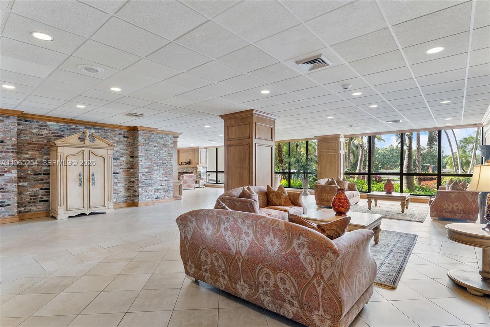 5100 N Ocean Blvd # 916