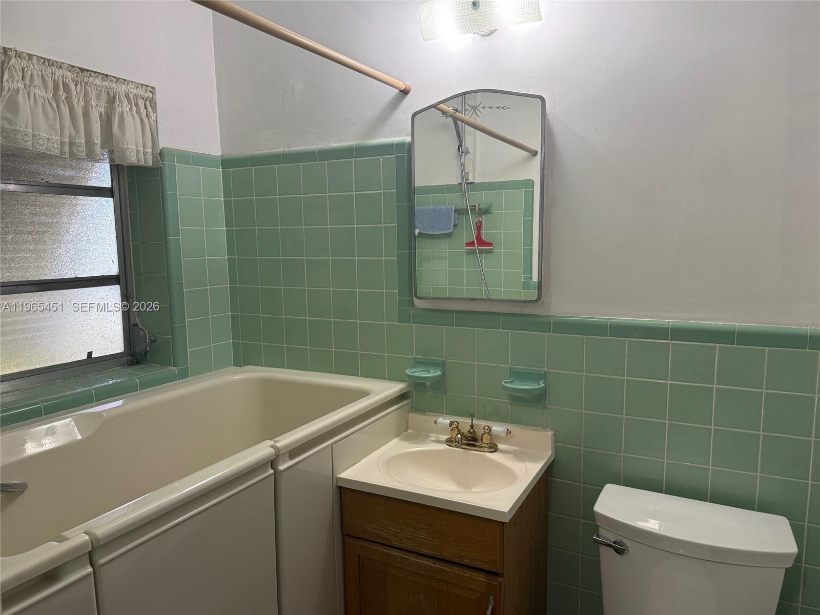 11820 SW 69th Ct Unit: *