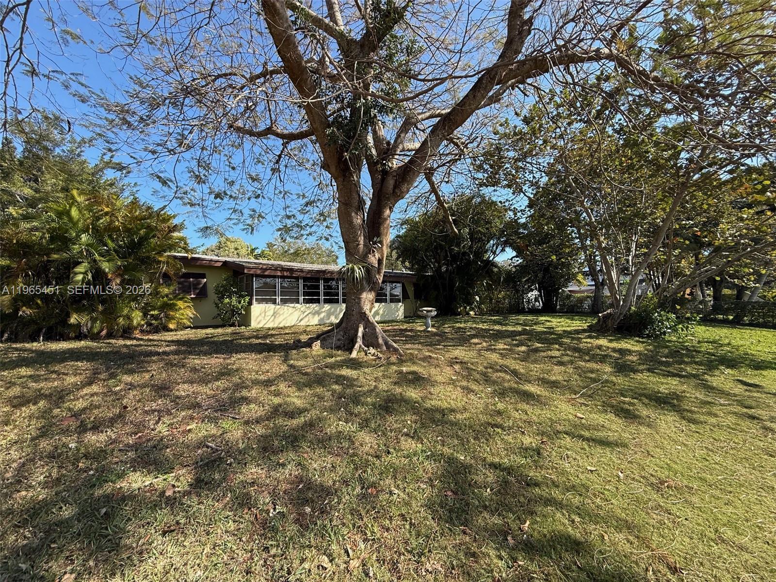 11820 SW 69th Ct Unit: *