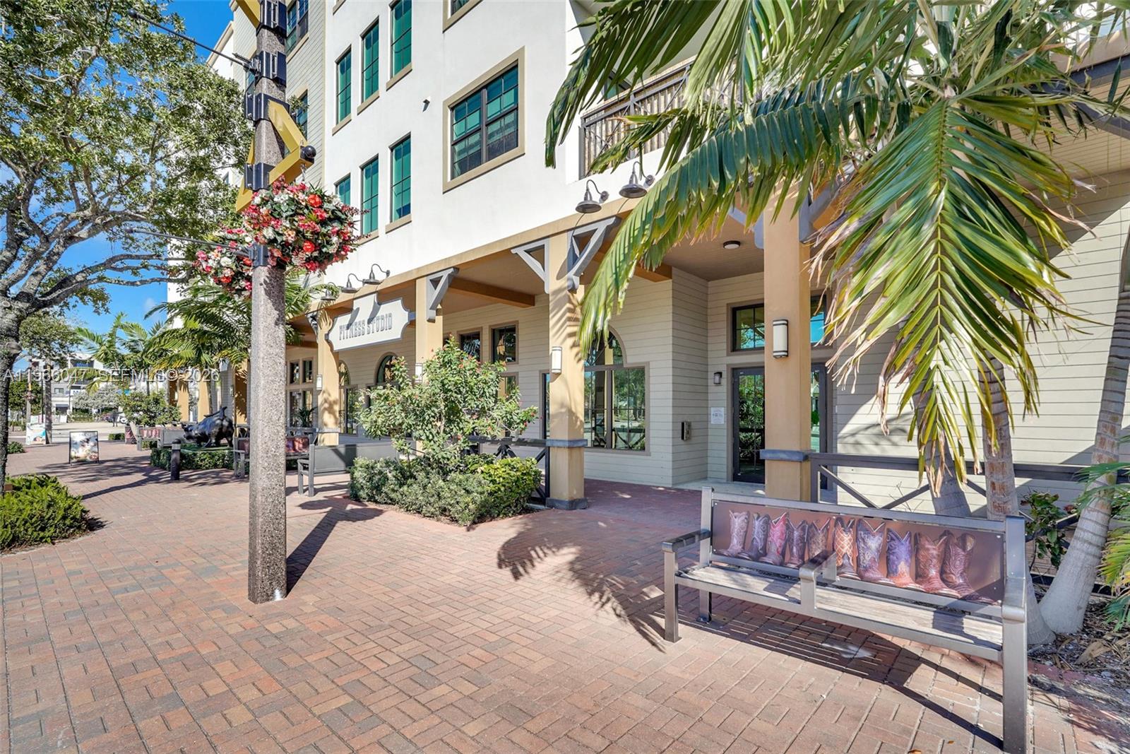 4100 SW 64th Ave # 211